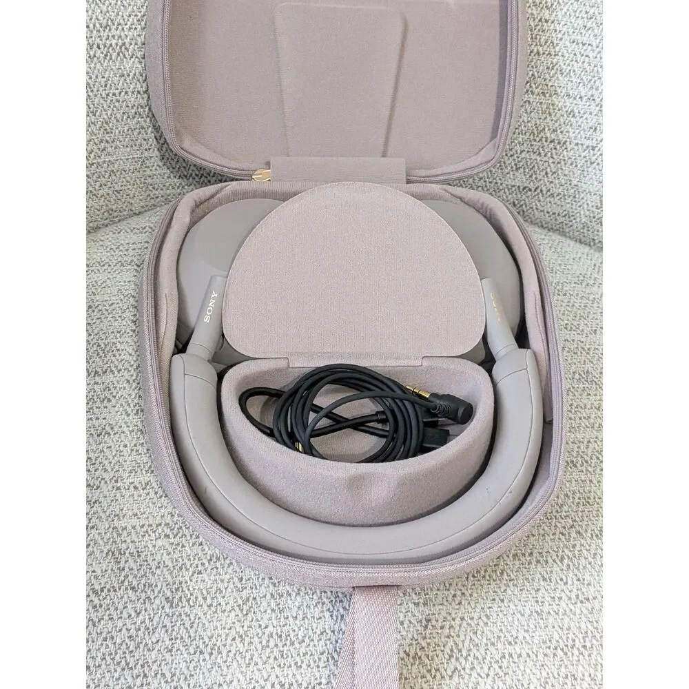 Sony WH-1000XM5 Wireless Noise Cancelling Mauve Travel Headphones w/ Shellz Case